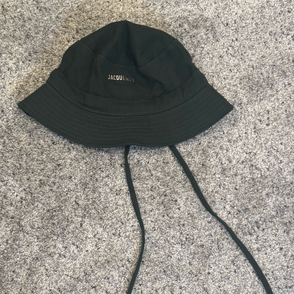 Jacquemus Bucket Hat